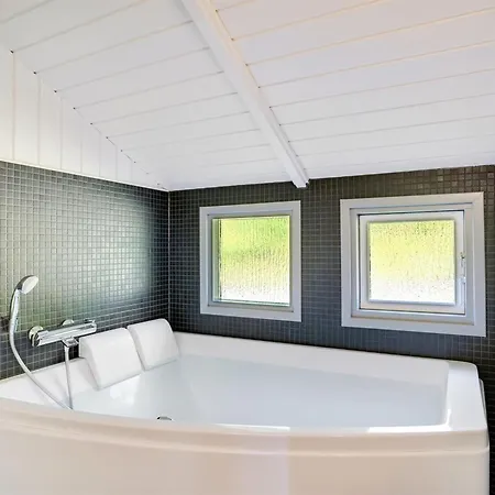 Prázdninový dům Gram - 450m From The Sea By Interhome *