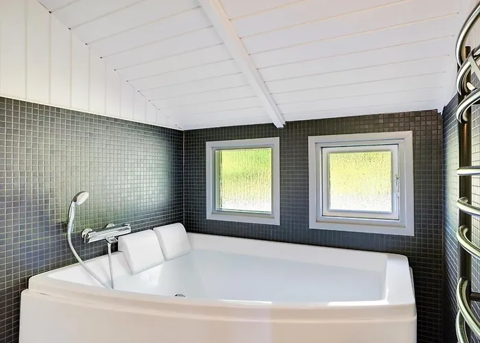 Holiday home Gram - 450m From The Sea By Interhome *