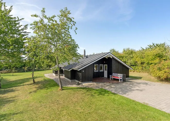 Gram - 450m From The Sea By Interhome *